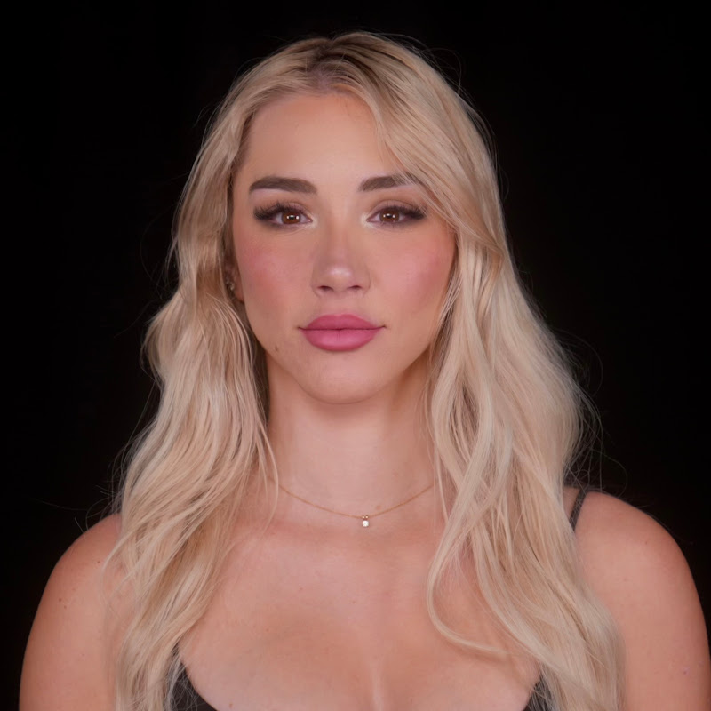 Photo de la chaîne de Mikhaila Peterson