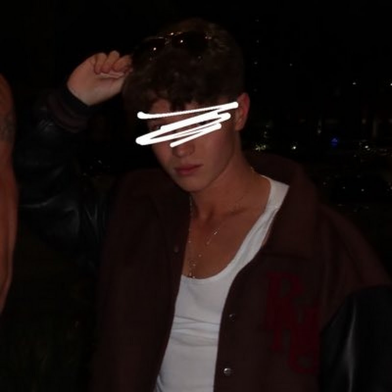 Photo de la chaîne de Cardinal Mason