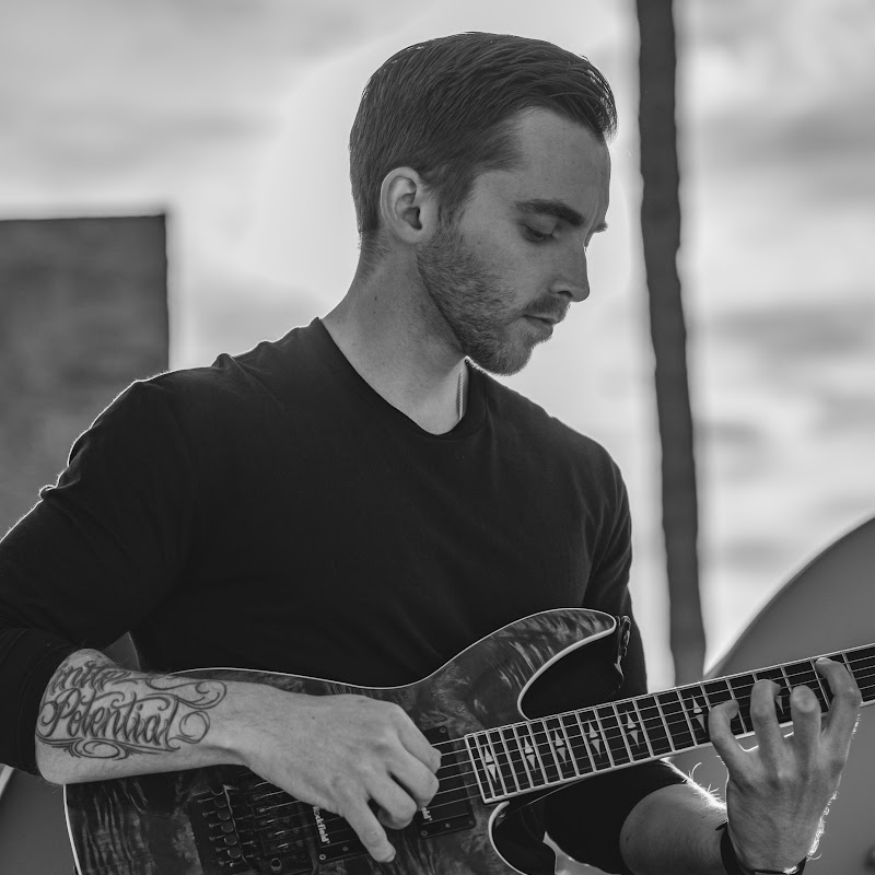 Photo de la chaîne de Julian David Hall