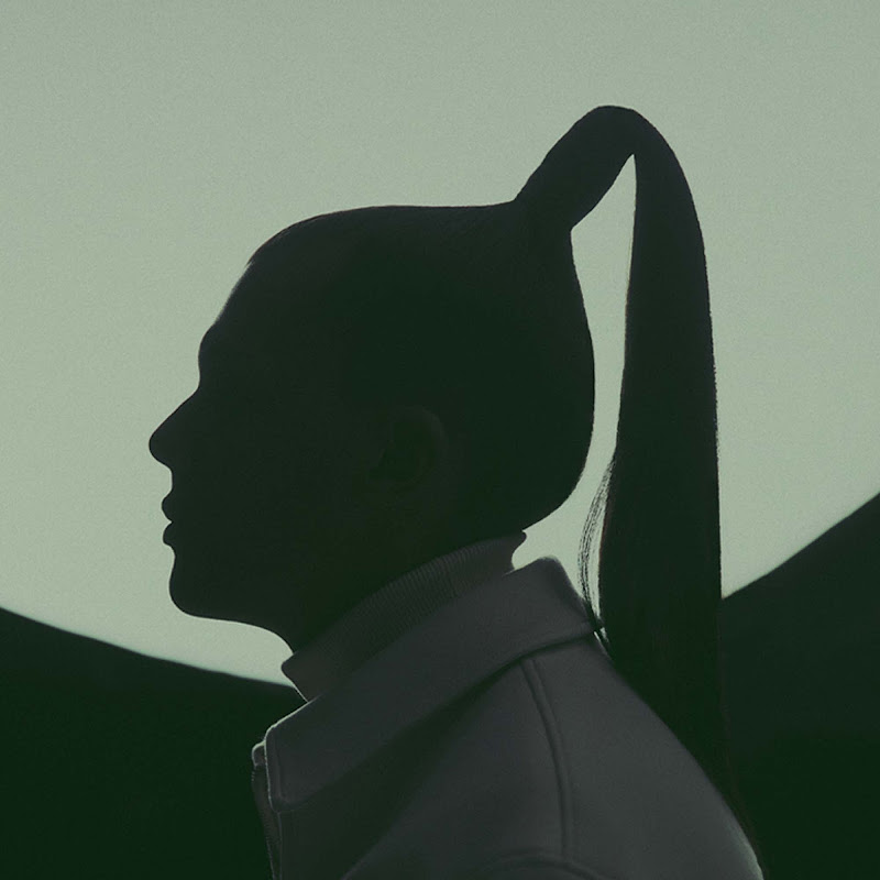 Photo de la chaîne de Stromae