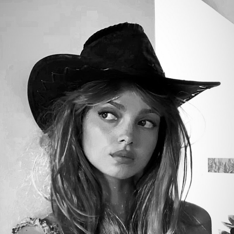 Photo de la chaîne de lizzie alba